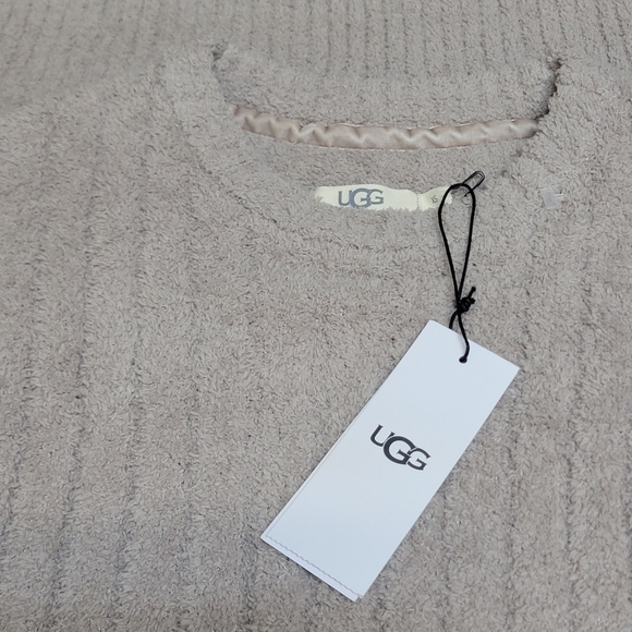UGG Women's Riz Top Rib Sweater  -NWT - Picture 6 of 8